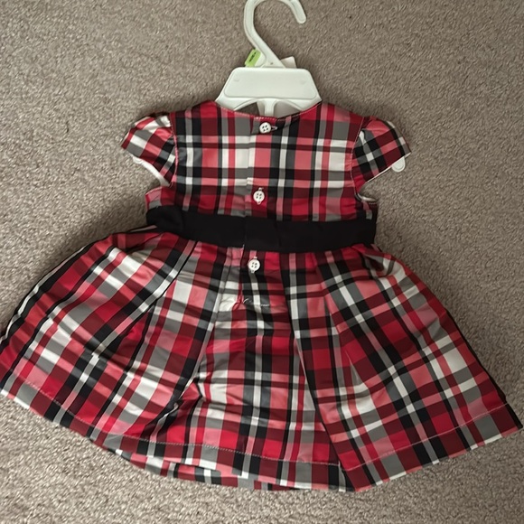 Carter’s bundle - romper set and dress, 3 months - Picture 6 of 8